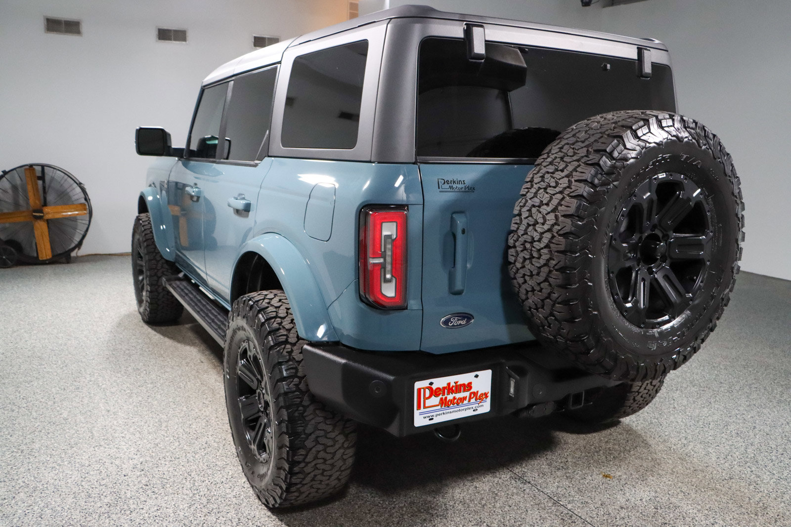 Used 2022 Ford Bronco Outer Banks image 9