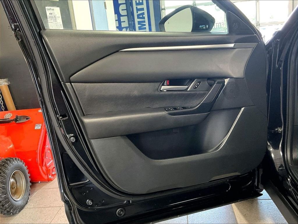 Used 2023 MAZDA CX-50 2.5 S w/ Cargo Package AWD/4WD image 9
