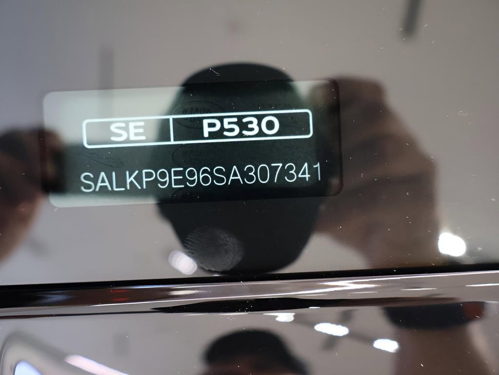 Certified 2025 Land Rover Range Rover SE AWD/4WD image 34