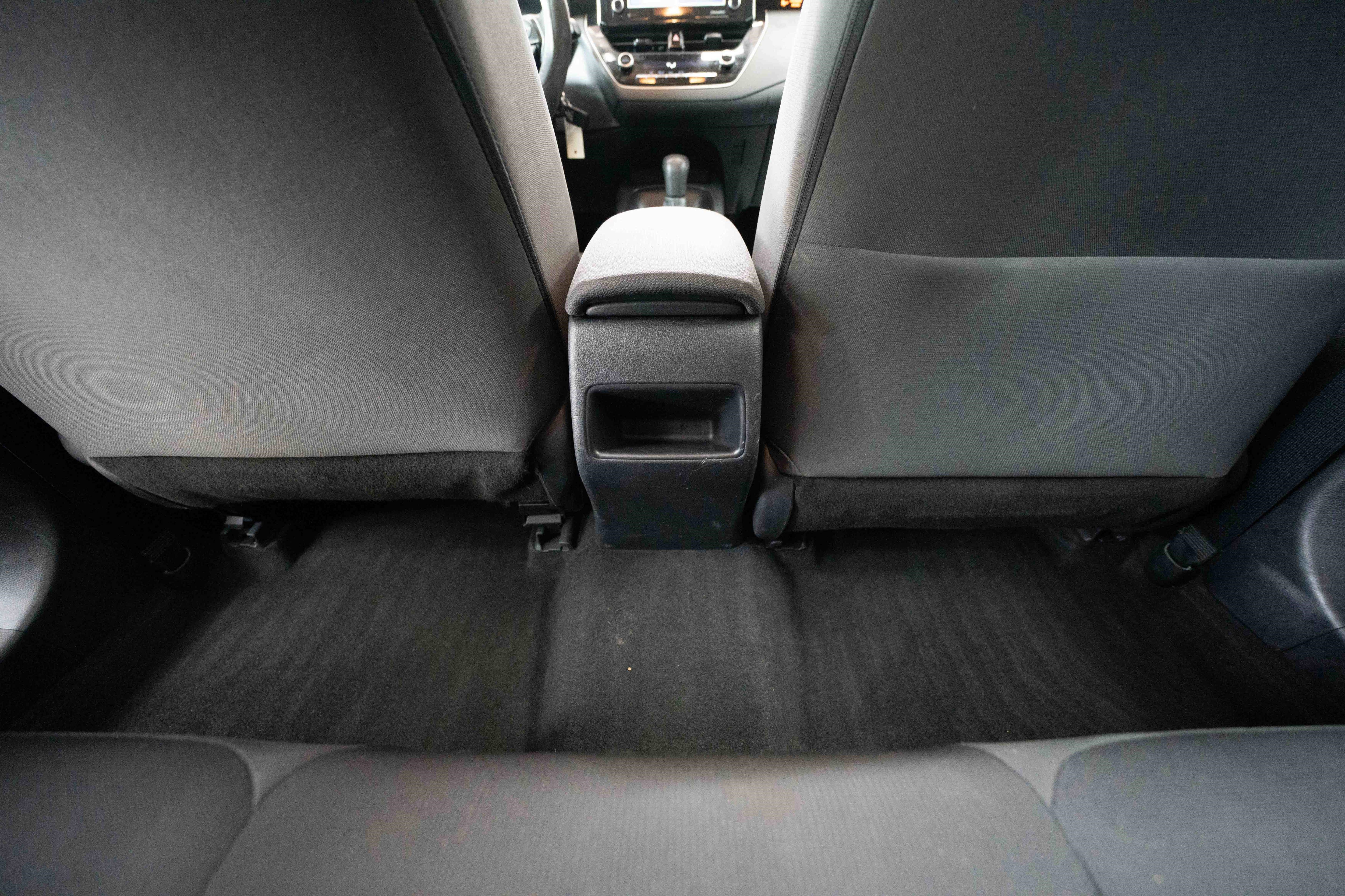 Used 2021 Toyota Corolla LE FWD image 22