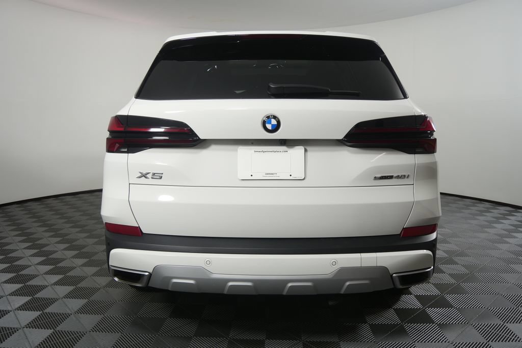 Certified 2026 BMW X5 sDrive40i w/ Climate Comfort Package RWD image 4