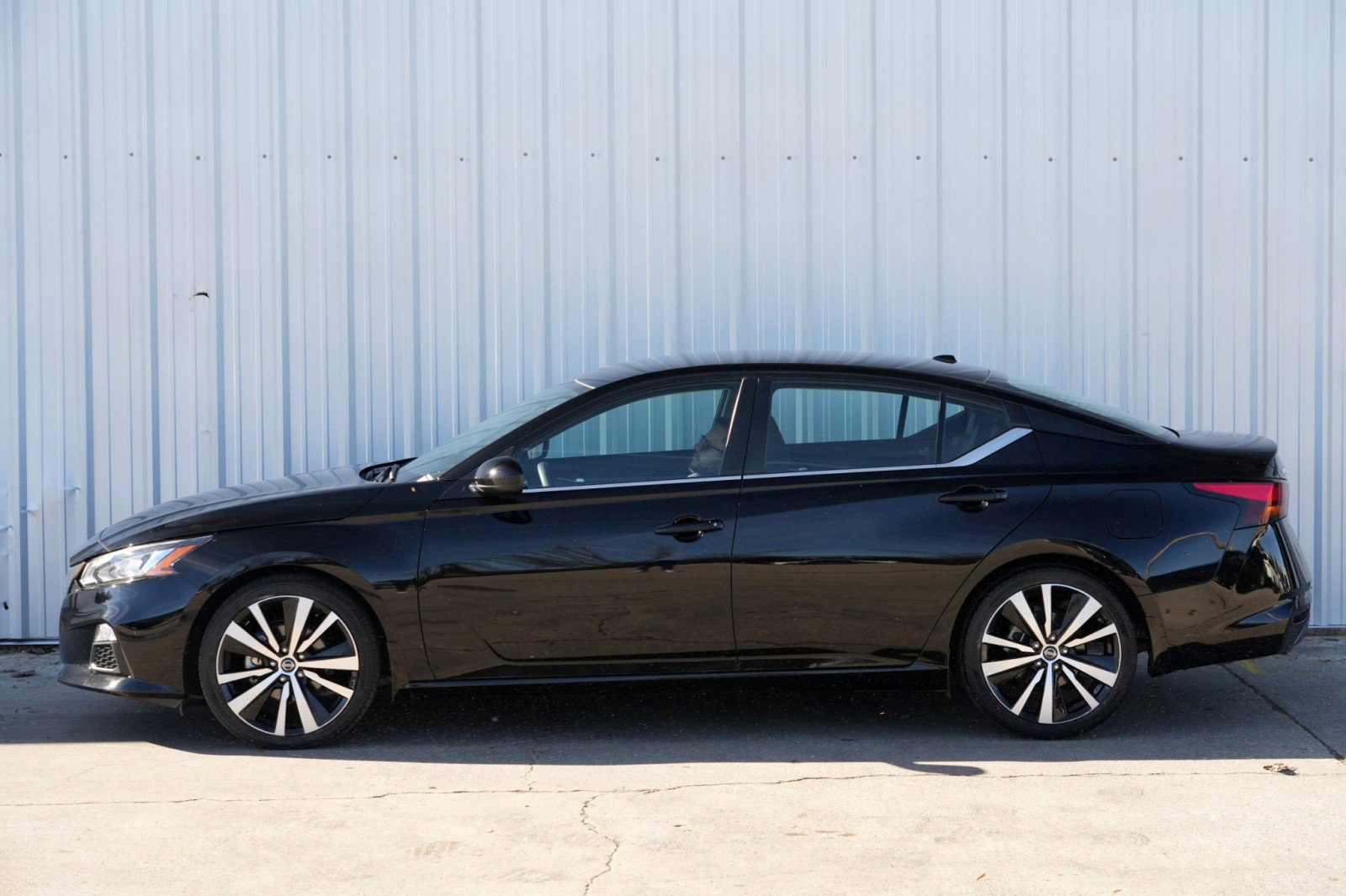 Used 2021 Nissan Altima 2.5 SR image 42