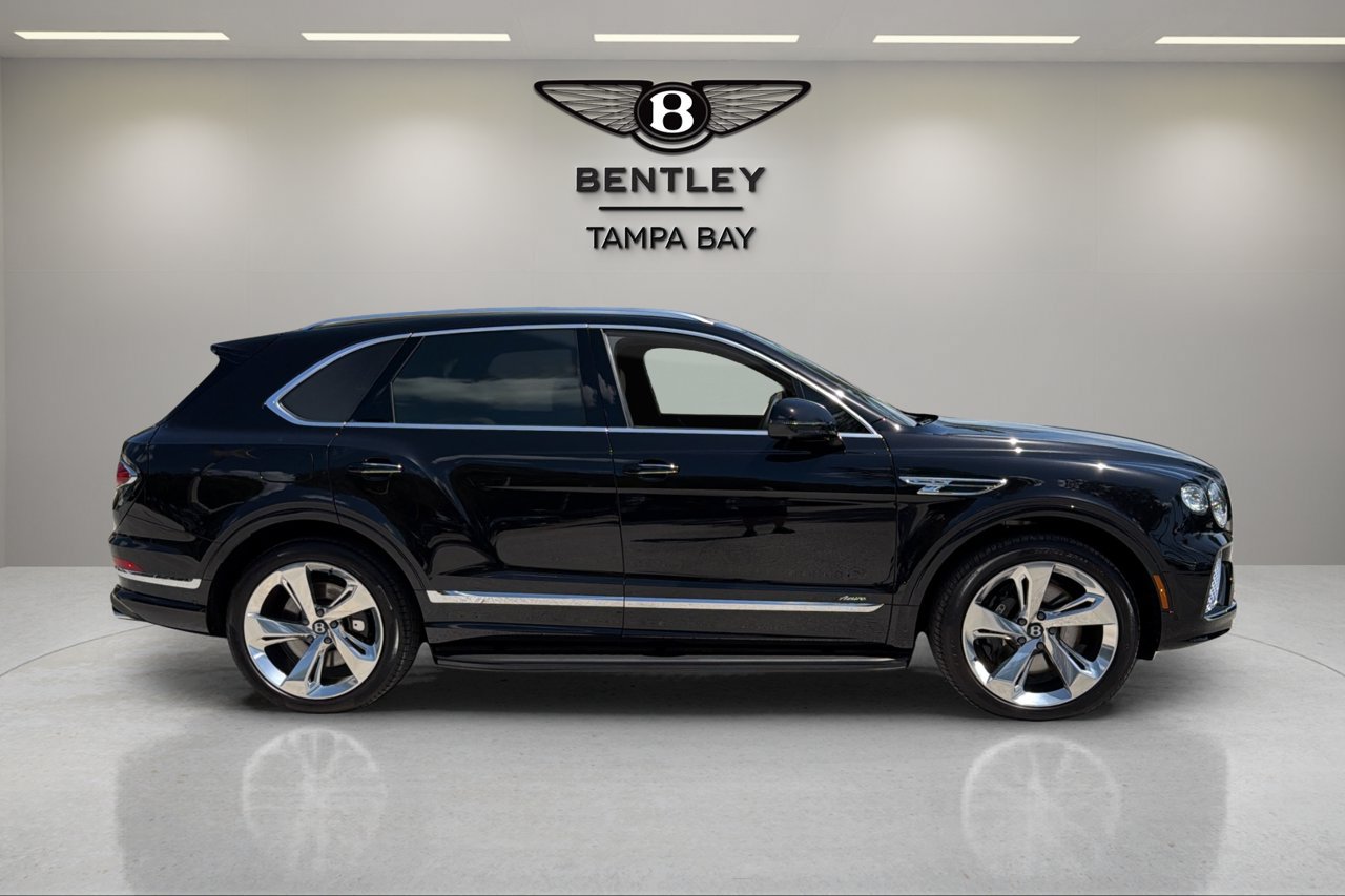 Used 2025 Bentley Bentayga AWD/4WD image 9