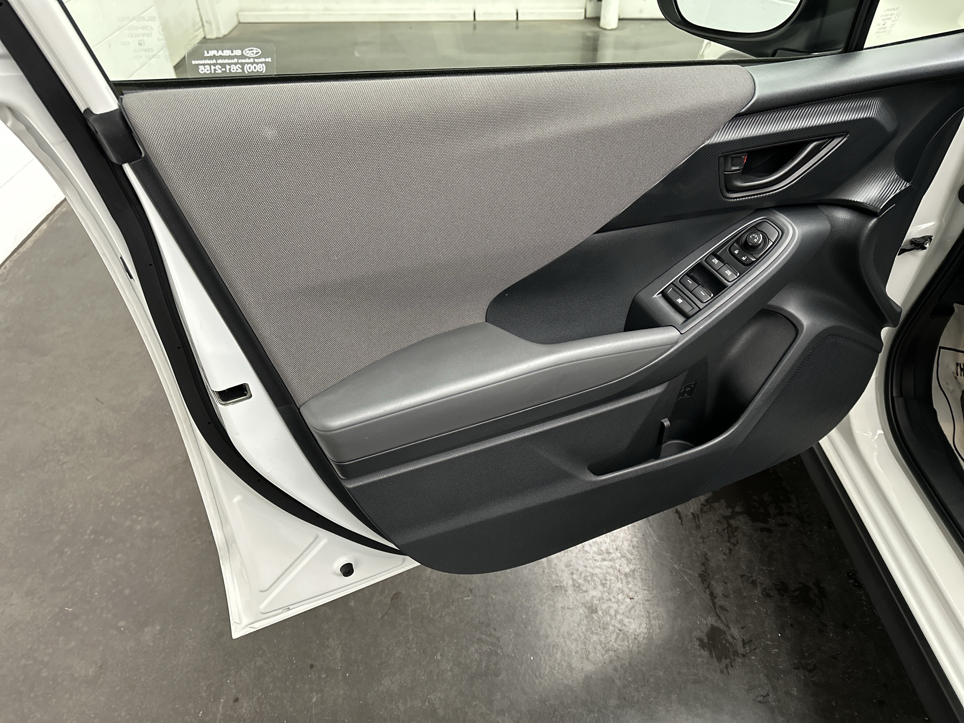 Used 2025 Subaru Crosstrek 2.0i AWD/4WD image 16