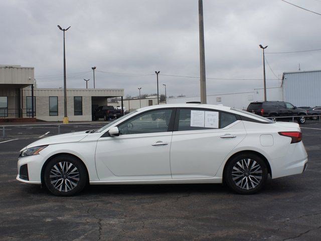 Used 2023 Nissan Altima 2.5 SV image 10