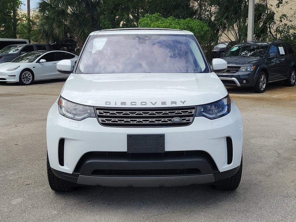 Used 2017 Land Rover Discovery SE AWD/4WD image 9