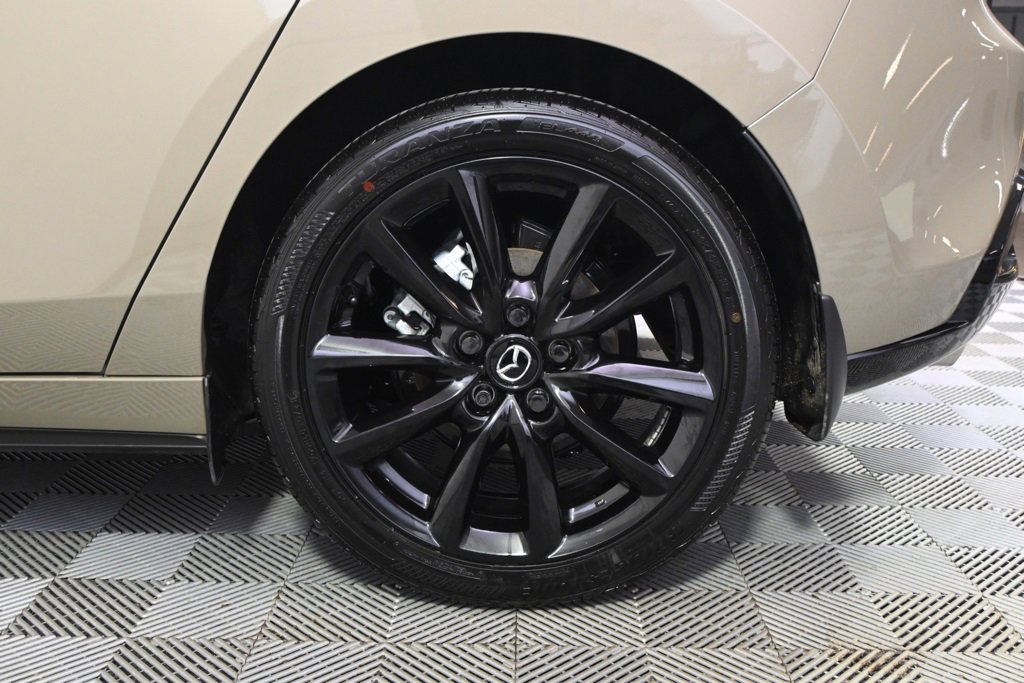 Certified 2025 MAZDA MAZDA3 Carbon image 20