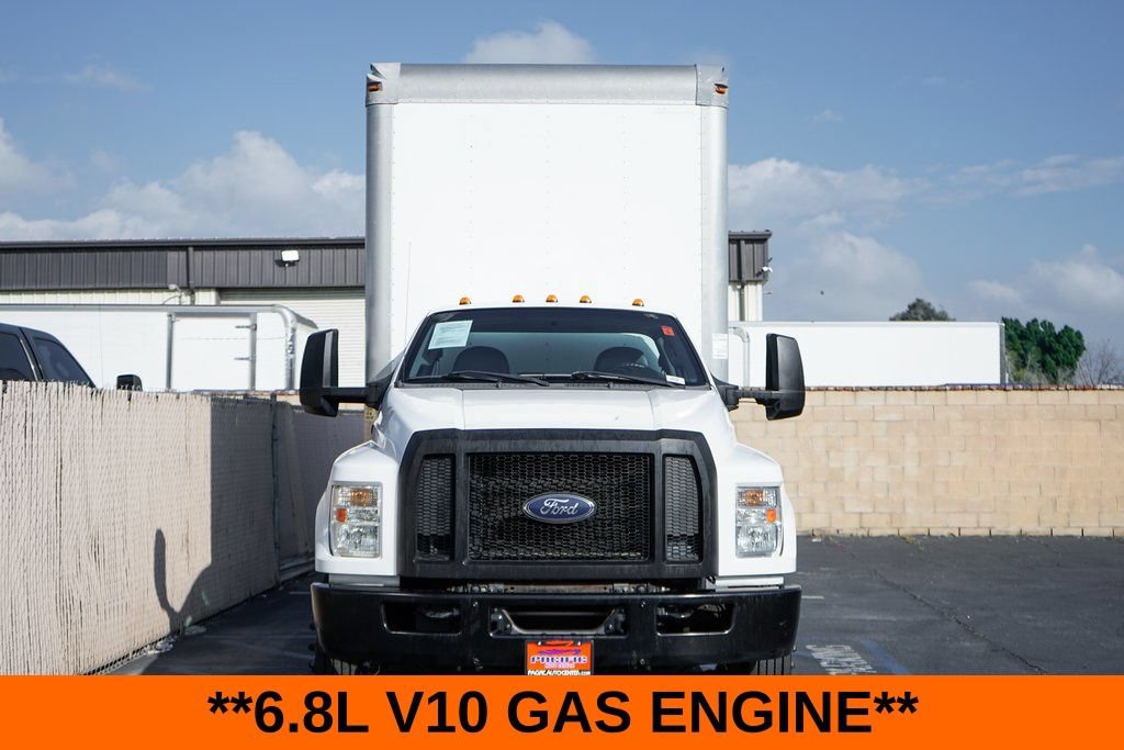 Used 2017 Ford F650 2WD Regular Cab Super Duty image 3