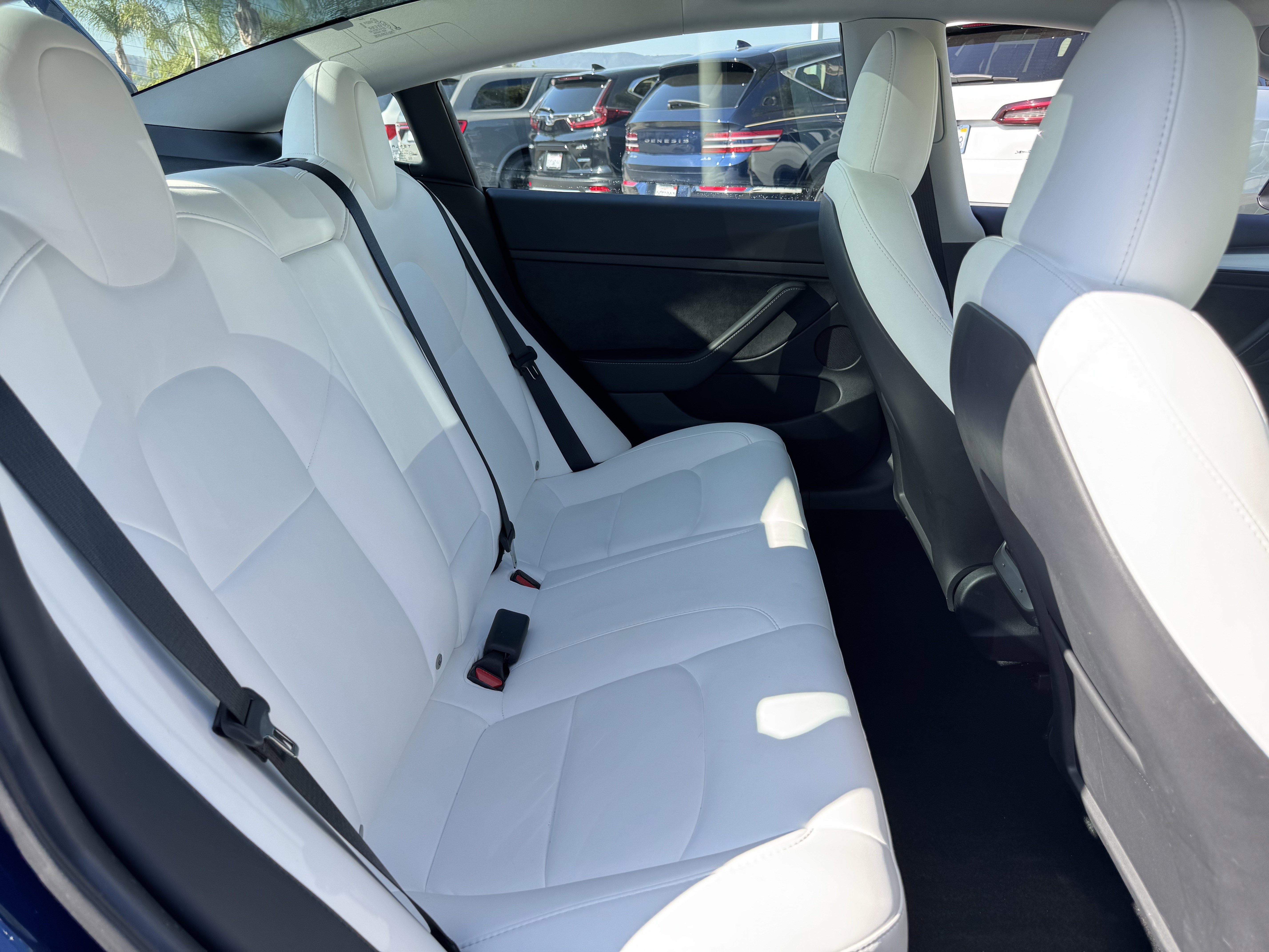 Used 2023 Tesla Model 3 Standard Range image 35