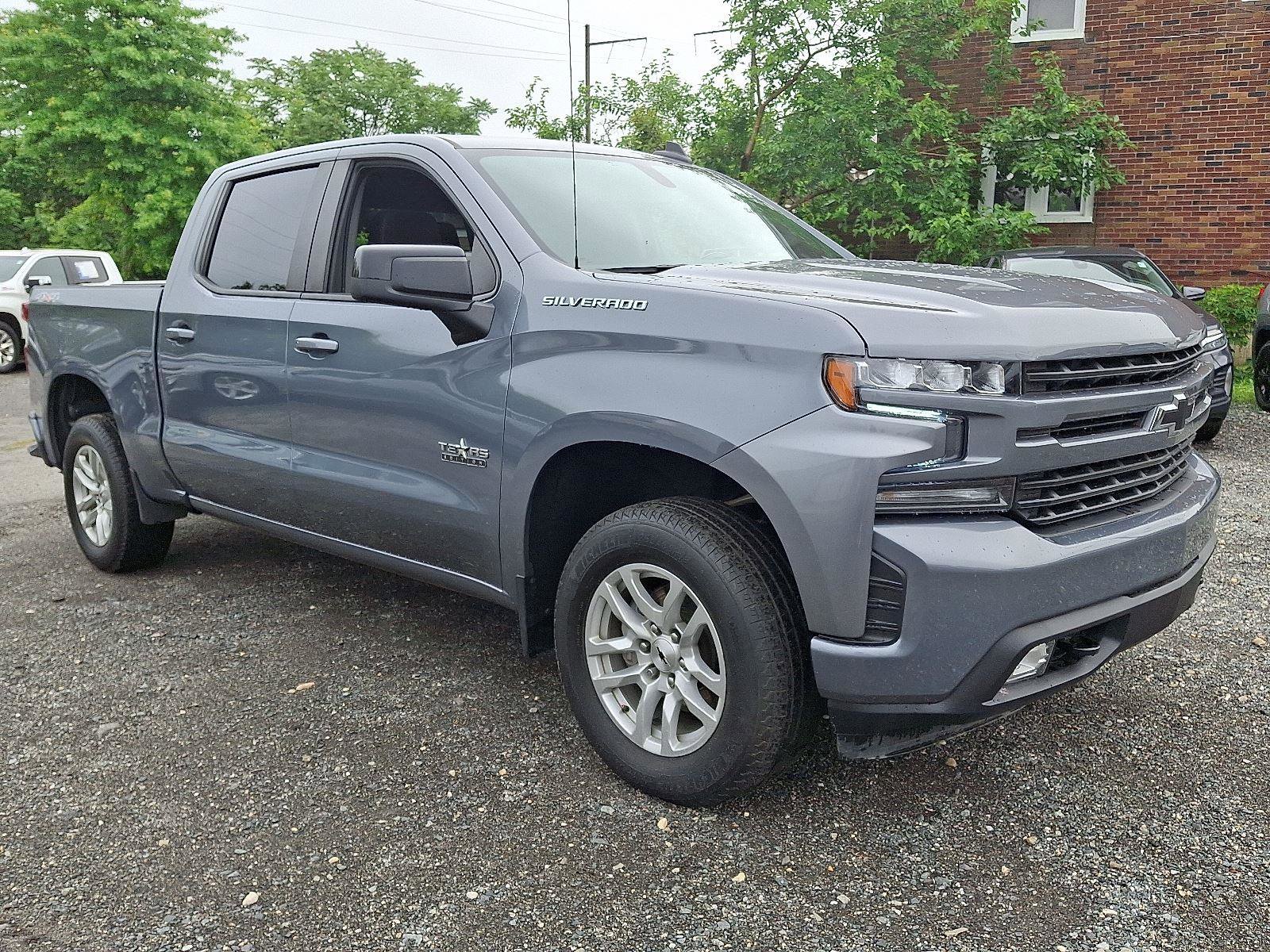 Used 2022 Chevrolet Silverado 1500 RST image 3