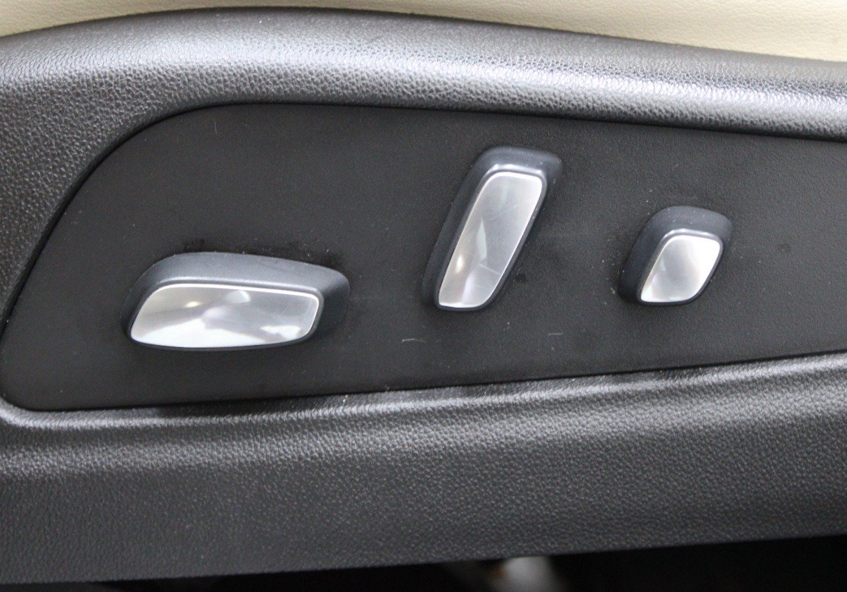 Used 2019 Cadillac XT5 Luxury FWD image 21