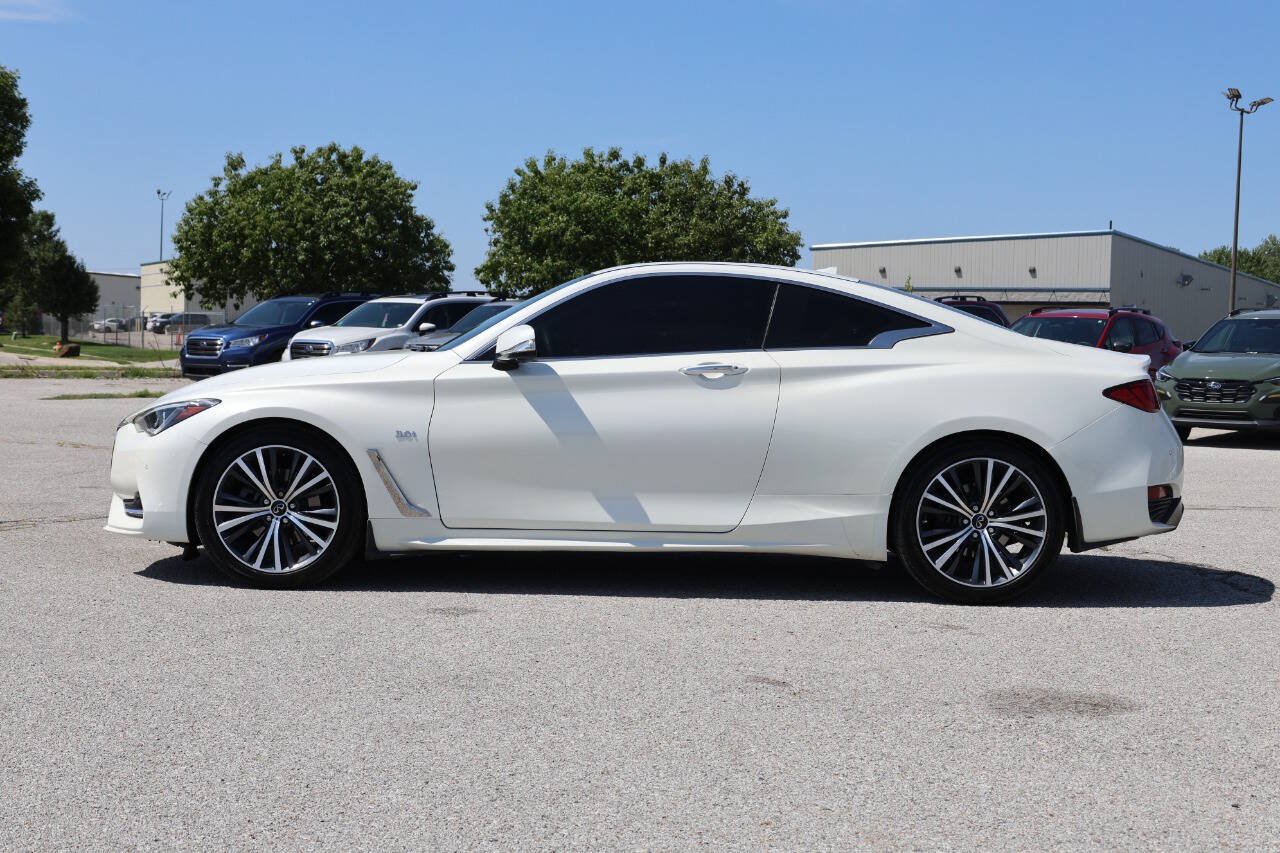 Used 2020 INFINITI Q60 3.0t Luxe w/ Essential Package AWD/4WD image 8