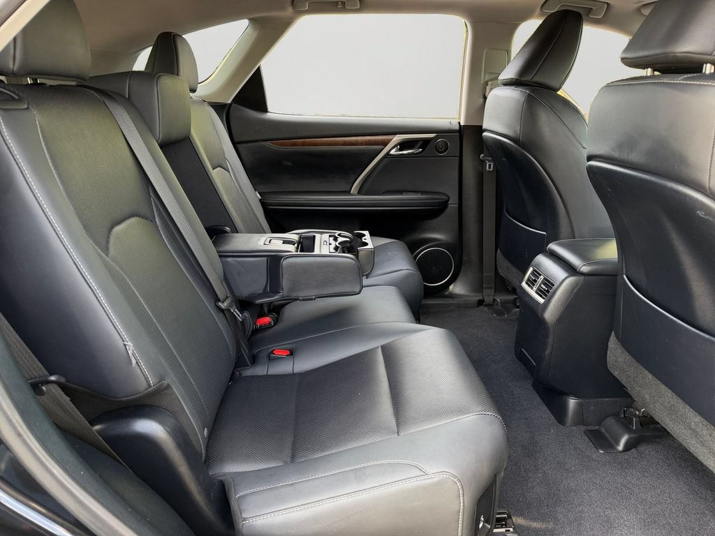 Used 2022 Lexus RX 350L Premium w/ Premium Package AWD/4WD image 9
