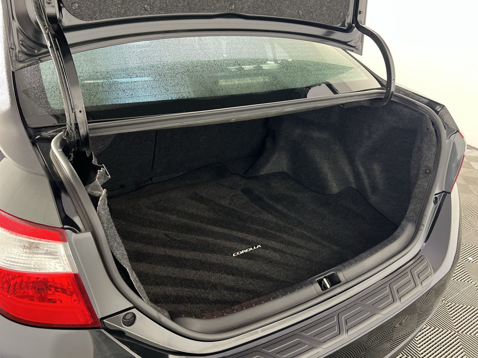 Used 2015 Toyota Corolla S Premium w/ Body Protection Package #1 FWD image 26