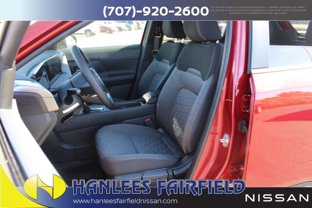 New 2025 Nissan Versa SV w/ Trunk Package FWD image 12