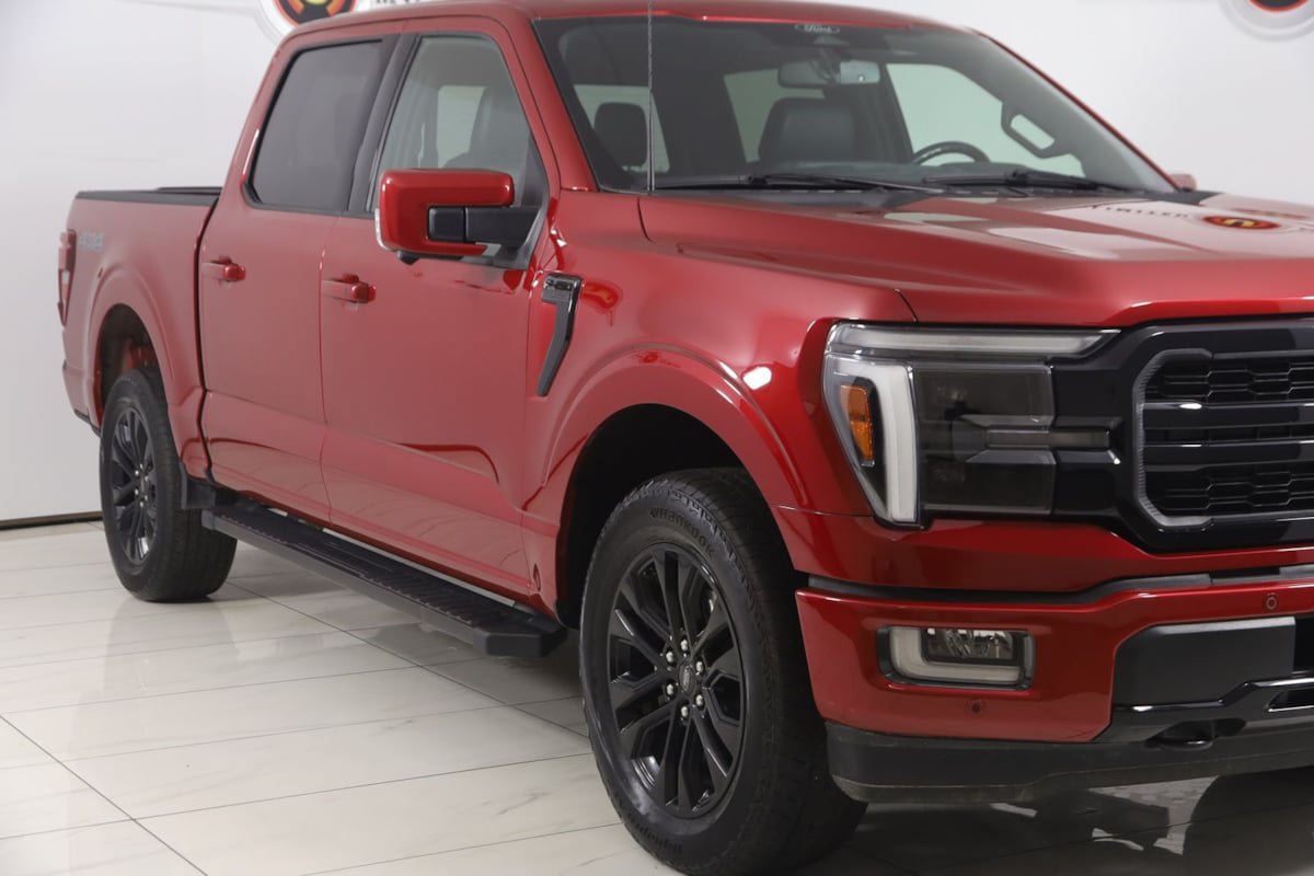 Used 2024 Ford F150 Lariat AWD/4WD image 39