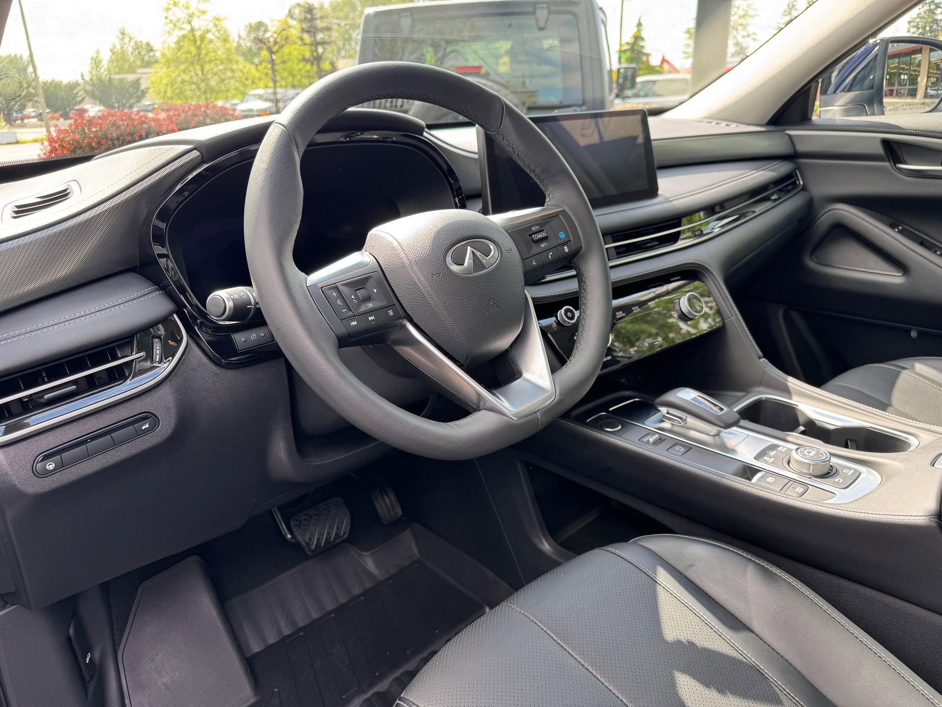 Used 2023 INFINITI QX60 Luxe AWD/4WD image 27