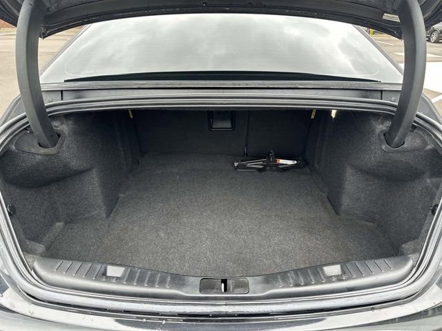 Used 2013 Lincoln MKZ image 24