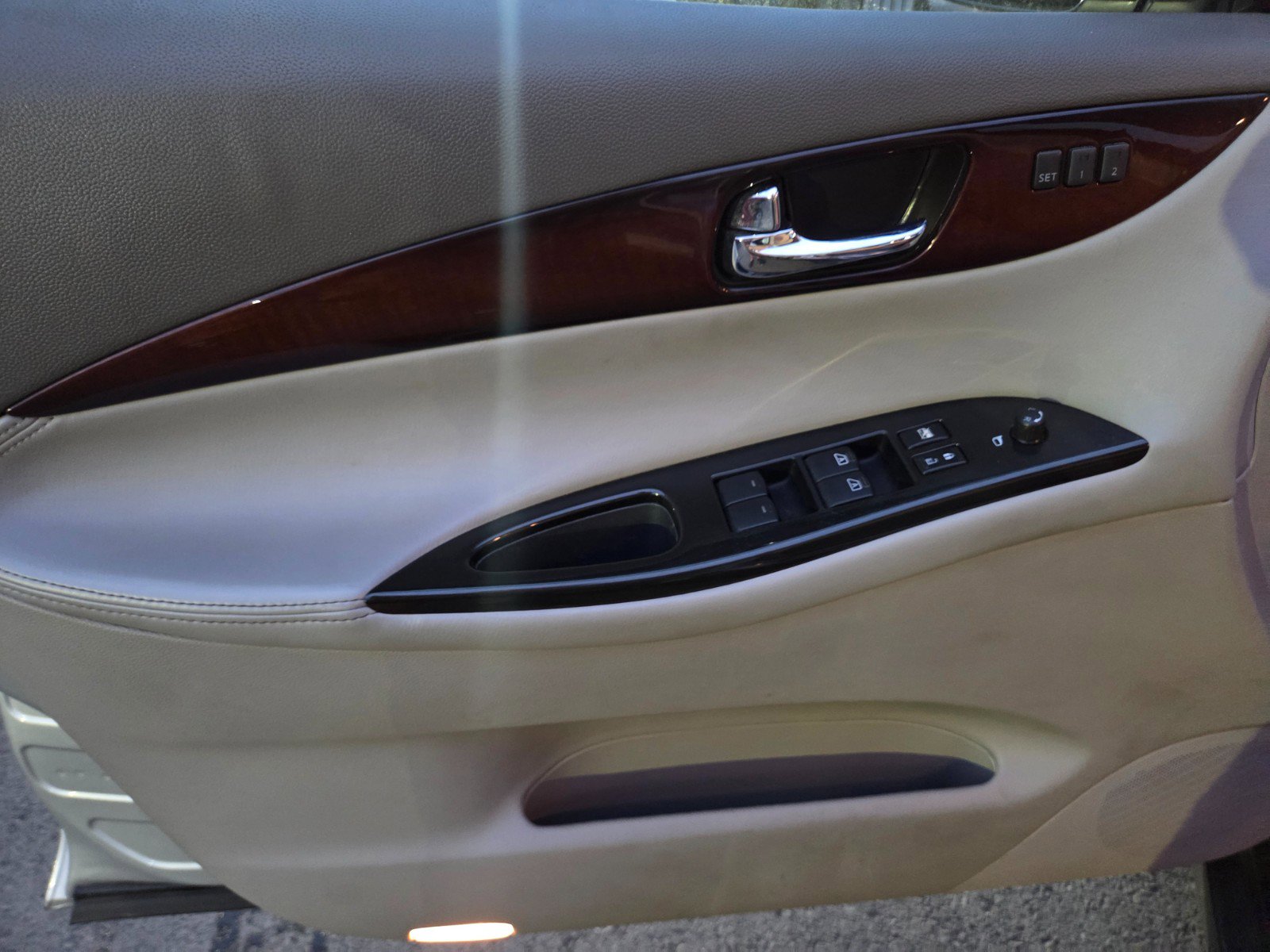 Used 2008 INFINITI EX35 Journey w/ Navigation Pkg image 8