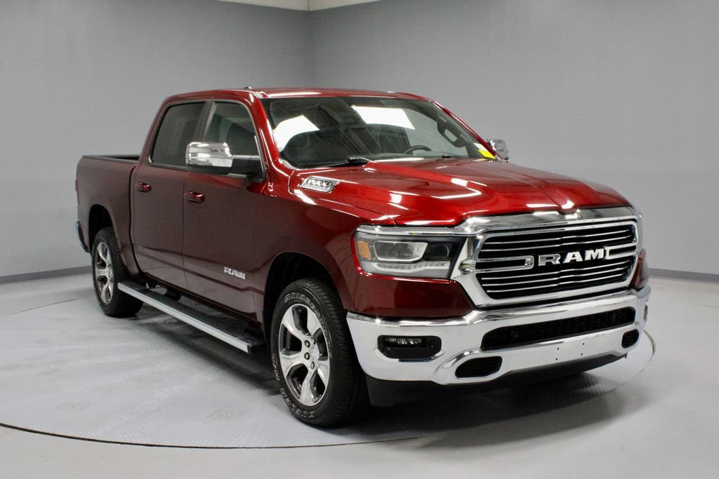 Used 2023 RAM 1500 Laramie AWD/4WD image 1