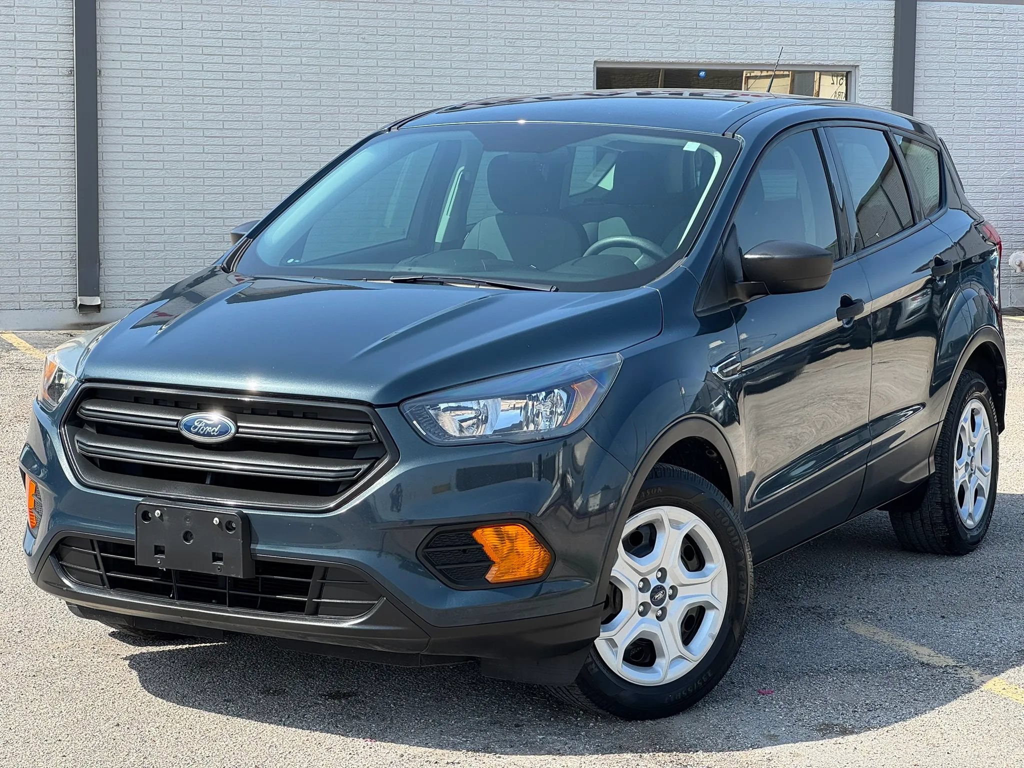 Used 2019 Ford Escape S FWD image 2