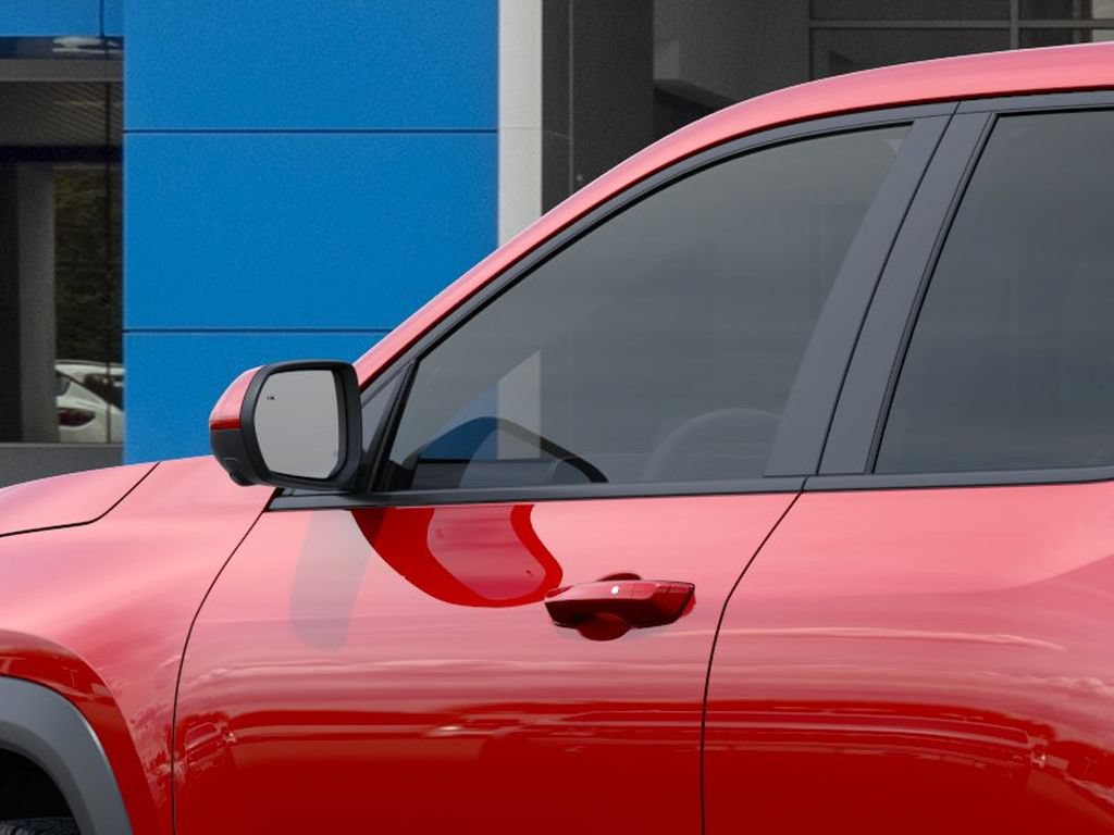 New 2026 Chevrolet Equinox LT w/ Safety and Technology Package FWD image 12