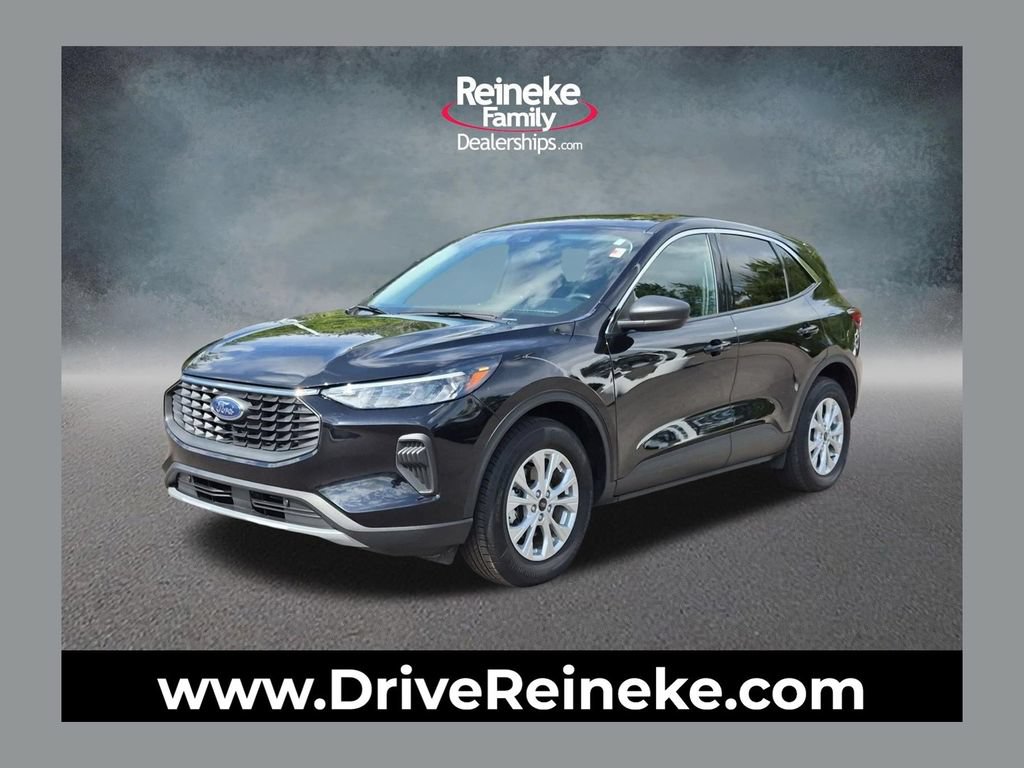 Used 2023 Ford Escape Active AWD/4WD image 1