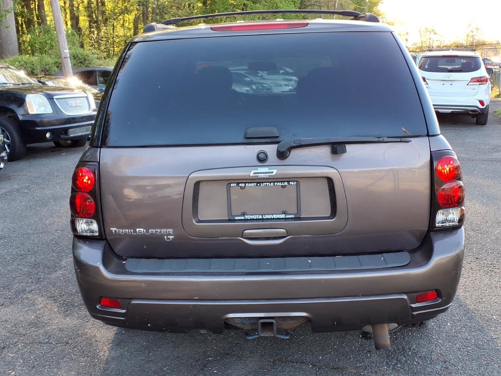 Used 2008 Chevrolet TrailBlazer LT w/ Sun And Sound Package AWD/4WD image 5