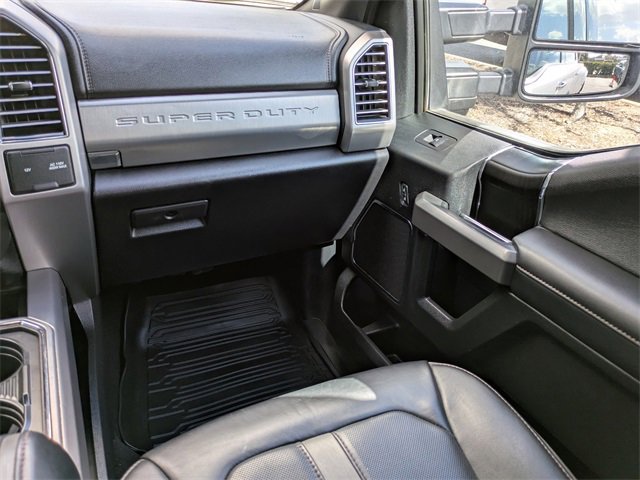 Certified 2019 Ford F450 Platinum w/ Platinum Ultimate Package image 17