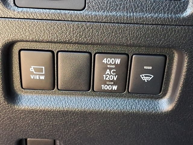 Used 2022 Toyota 4Runner Limited AWD/4WD image 28