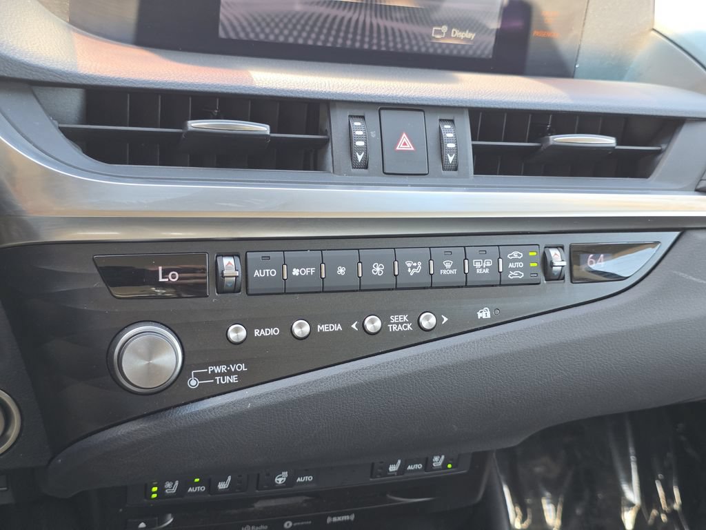 Certified 2021 Lexus ES 250 w/ Premium Package AWD/4WD image 23