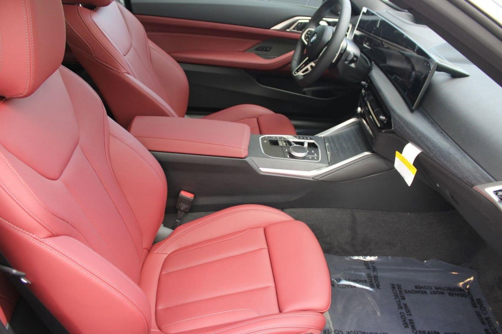 Used 2026 BMW 430i Coupe w/ M Sport Package RWD image 29