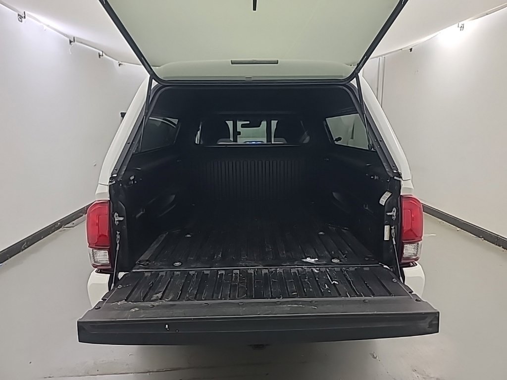 Used 2023 Toyota Tacoma SR w/ SR Convenience Package RWD image 10