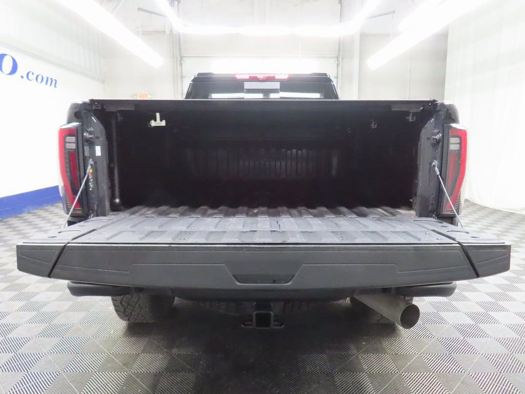 Used 2025 GMC Sierra 2500 AT4X w/ AT4X AEV Edition AWD/4WD image 44