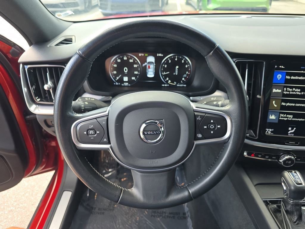 Used 2020 Volvo S60 T5 Momentum FWD image 33