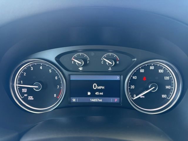 Used 2024 Buick Enclave Essence w/ Experience Buick Package FWD image 13