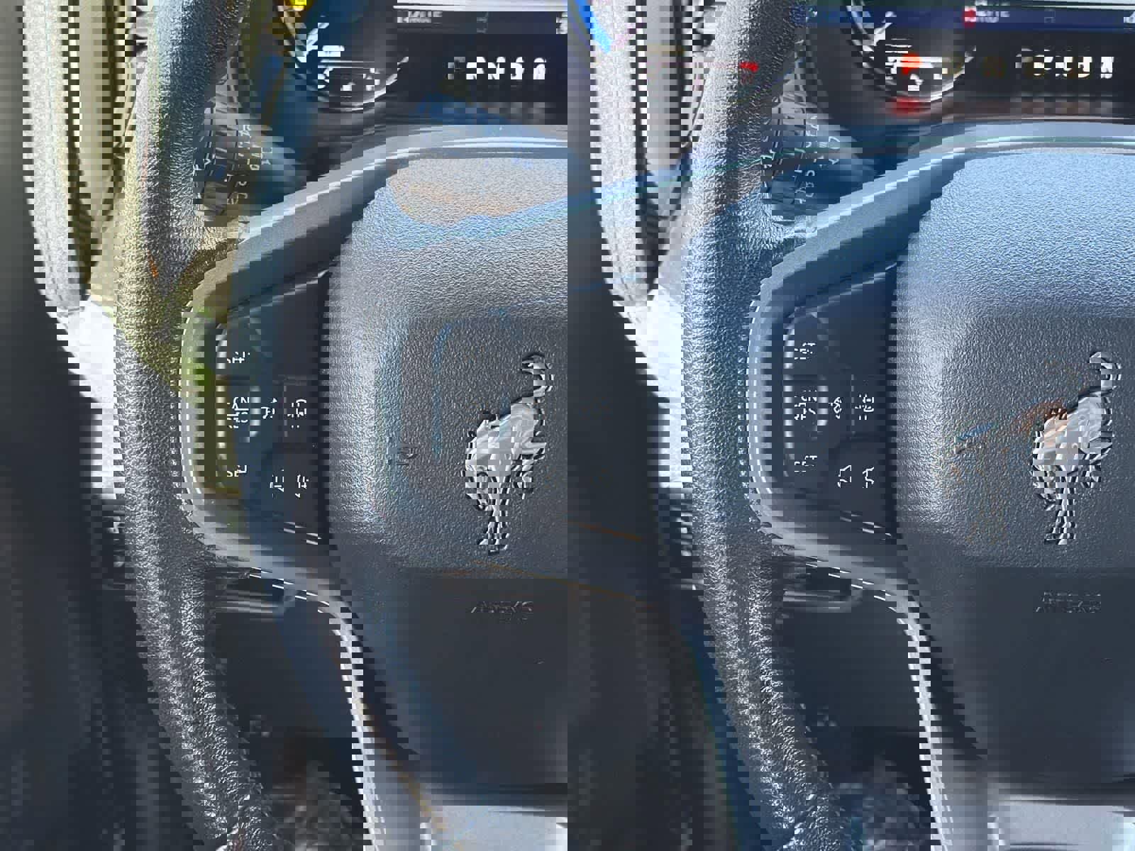 Used 2023 Ford Bronco Badlands image 12