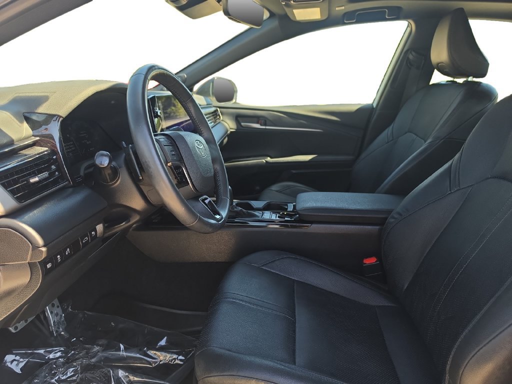Used 2025 Toyota Camry XSE w/ Premium Package FWD image 9