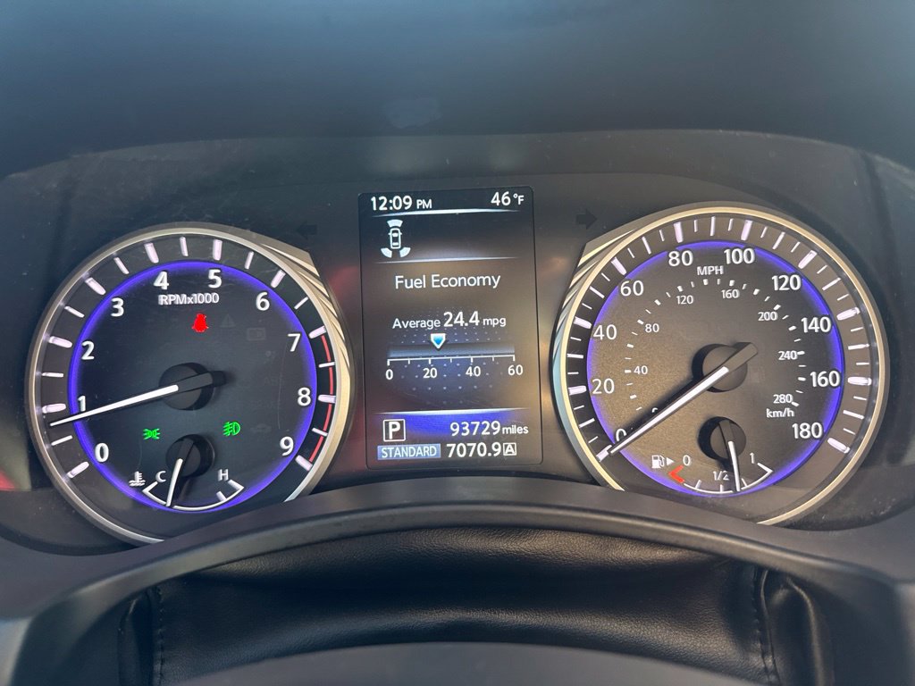 Used 2017 INFINITI Q60 3.0t w/ Premium Plus Package 3.0T RWD image 12