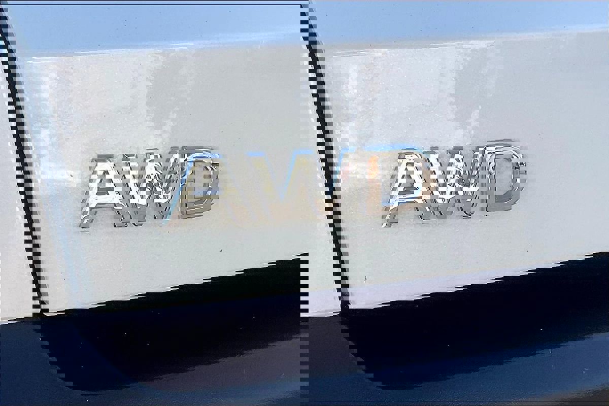 Used 2024 INFINITI QX55 Luxe image 8