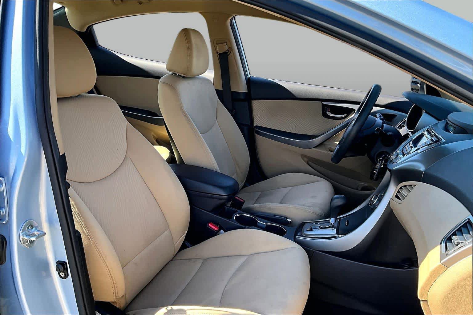 Used 2013 Hyundai Elantra GLS w/ Preferred Pkg FWD image 8