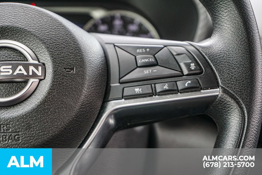 Used 2024 Nissan Sentra SV FWD image 29