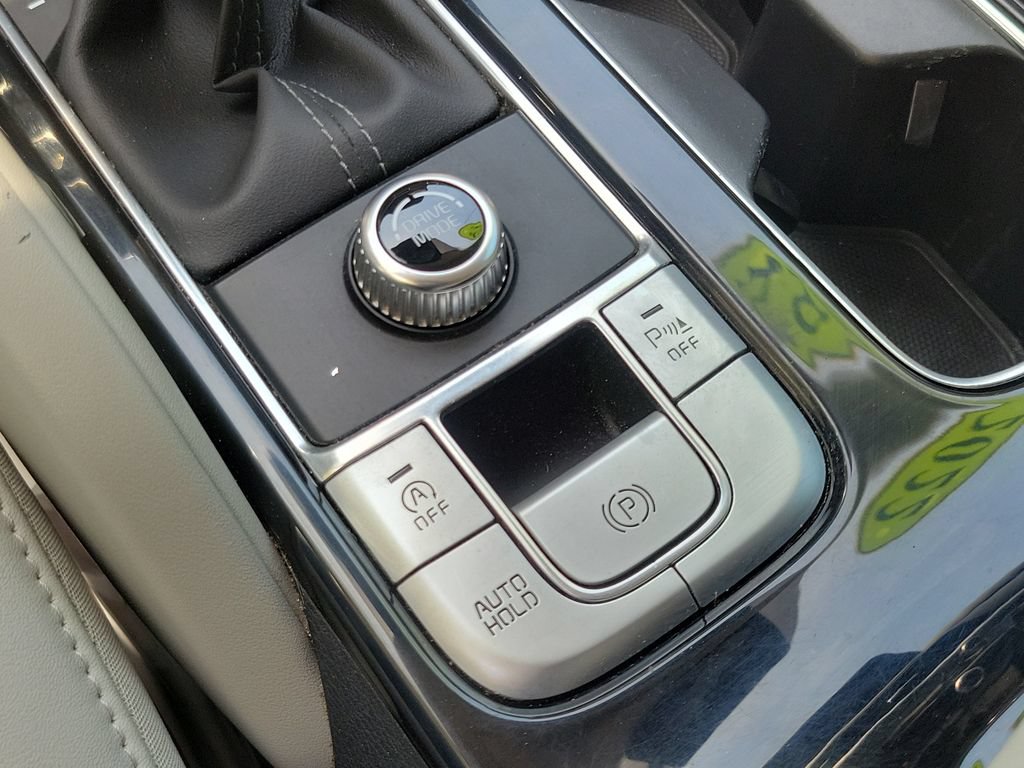 Used 2022 Kia Telluride S FWD image 32