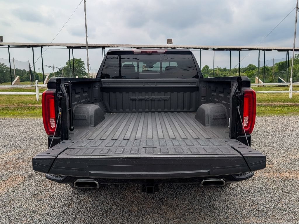 Used 2023 GMC Sierra 1500 Denali w/ Denali Reserve Package AWD/4WD image 8