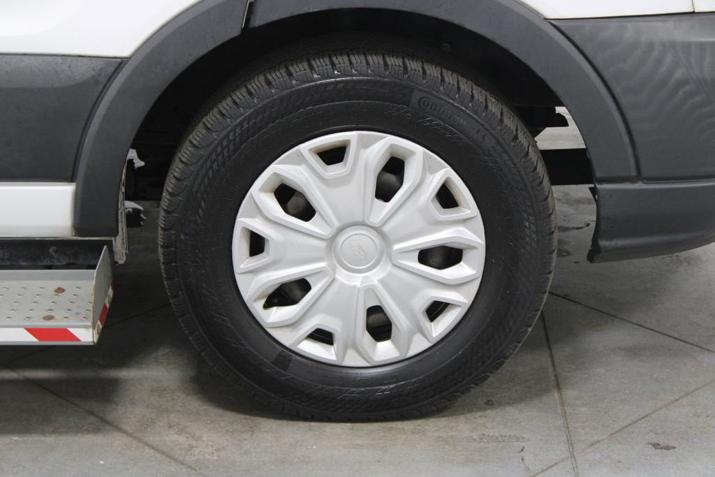 Used 2018 Ford Transit 350 XL image 13