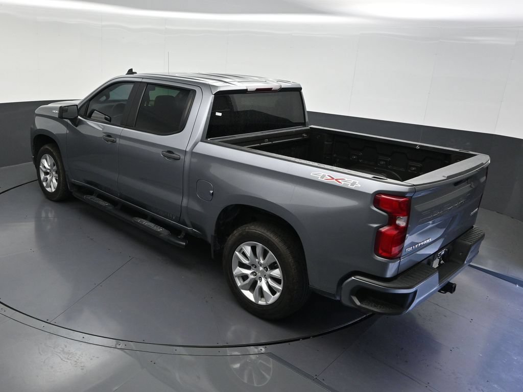 Used 2022 Chevrolet Silverado 1500 Custom w/ Safety Confidence Package AWD/4WD image 17