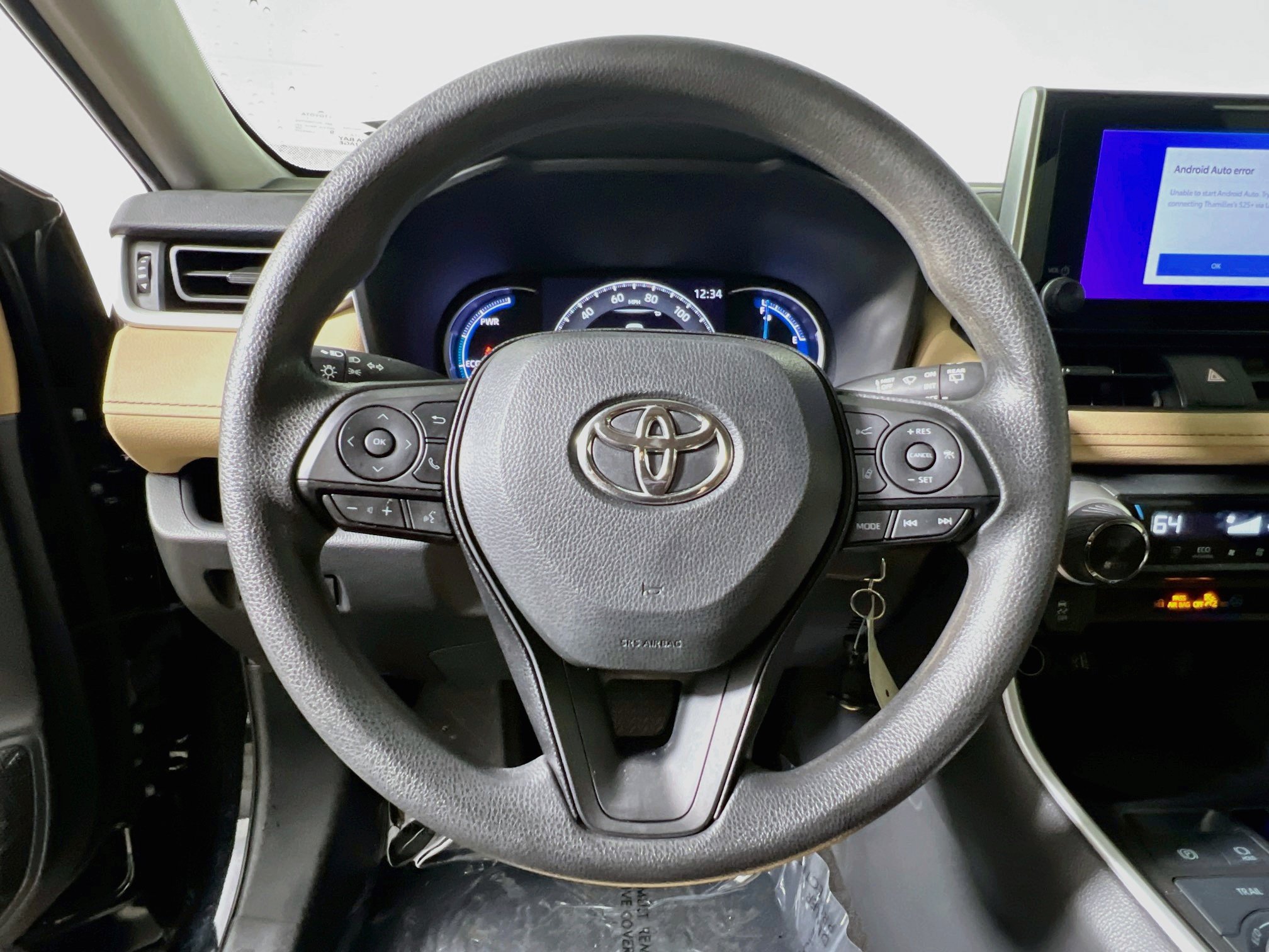 Used 2024 Toyota RAV4 LE AWD/4WD image 17