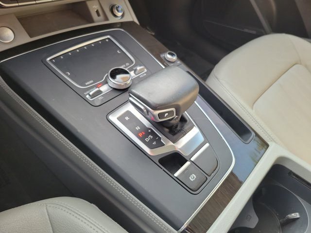 Used 2019 Audi Q5 Prestige w/ Prestige Package AWD/4WD image 32