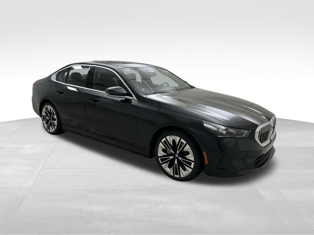 New 2025 BMW i5 xDrive40 w/ Premium Package image 2