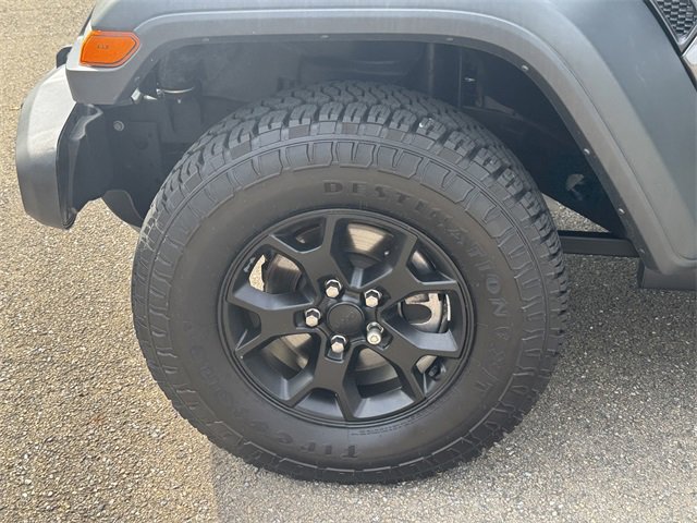 Used 2023 Jeep Wrangler Willys image 11